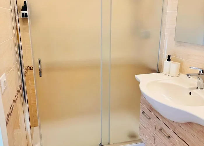 Pensión Dodo In 4*